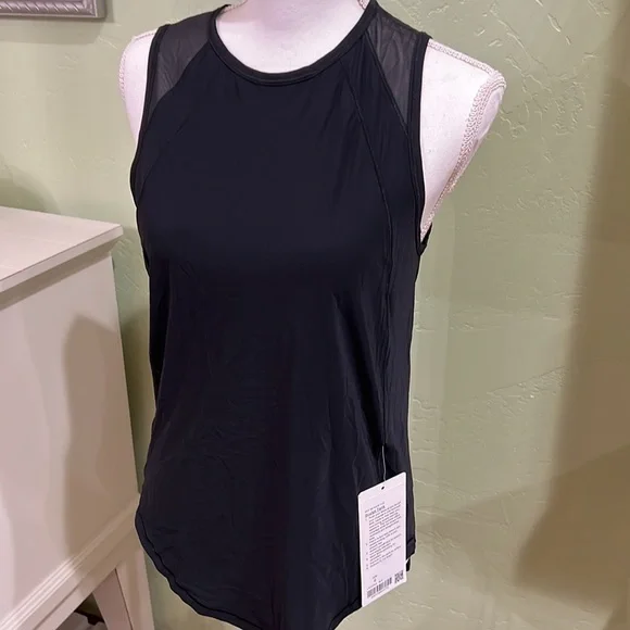 Lululemon sculpt tank - Picture 2 of 8